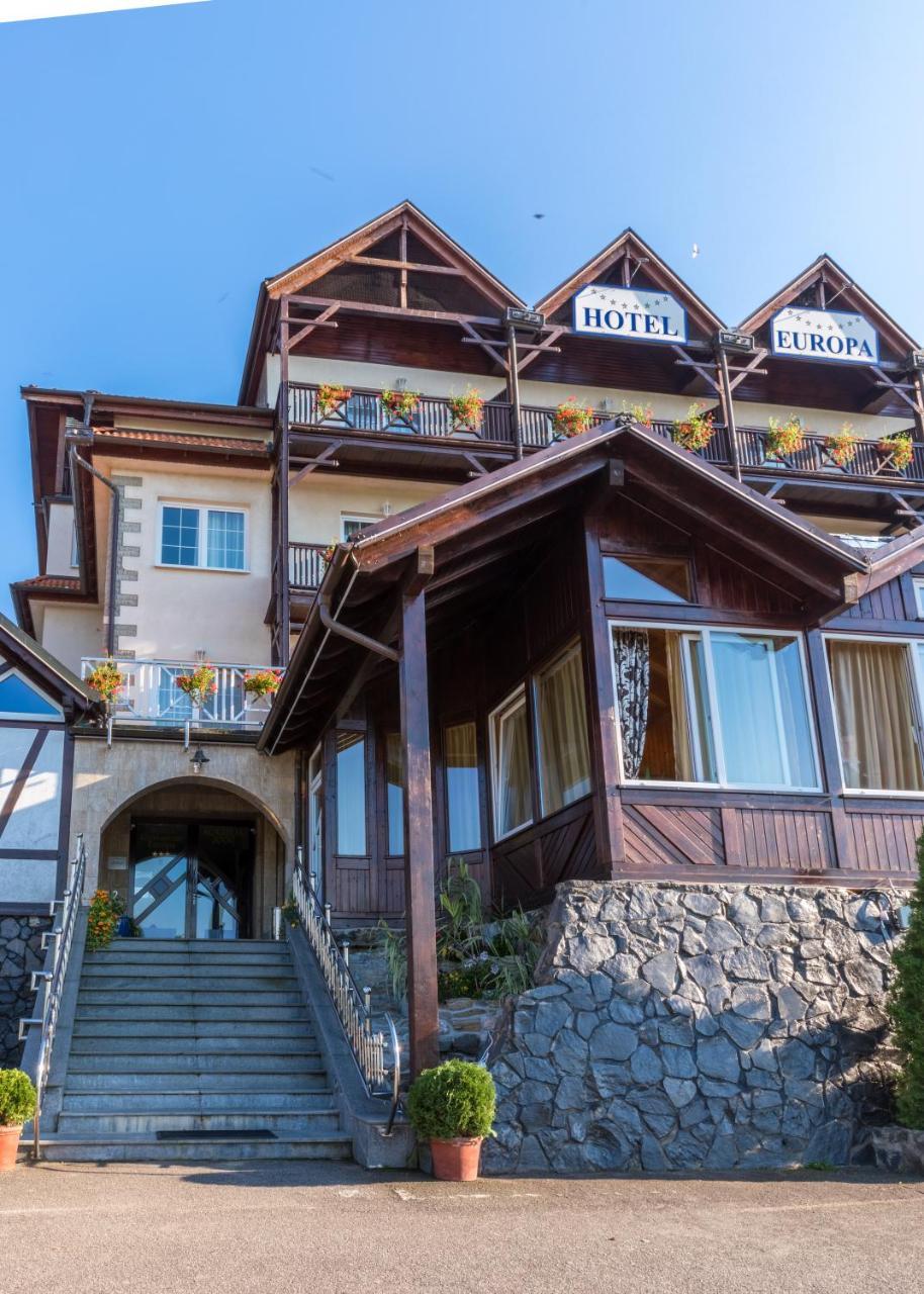 Hotel Europa Kokeltal Albesti  Luaran gambar